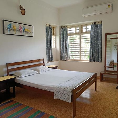 Srinekatan Heritage Villa Homestay Ahmedabad Exterior photo